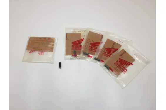 Vis de réglage de soupape pour Honda TRX300 (89-00) 400 (96-00) 450 (98-04) 500 (05-08) Pièce Neuve d‘origine Nouvel Arrivage